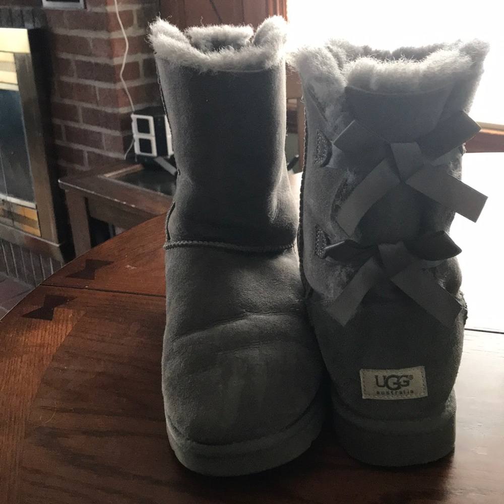 bailey bow uggs